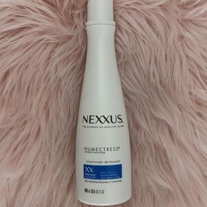 Brand New NEXXUS HUMECTRESS ULTIMATE MOISTURE CONDITIONER